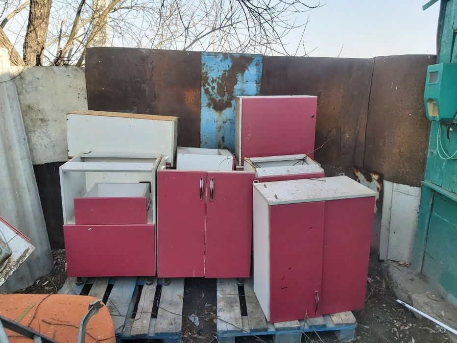 Продам кухню зона