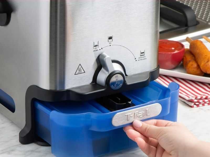 Полупрофесионален Фритюрник Tefal FR804015 Oleo Clean, 3.5L, 2300W