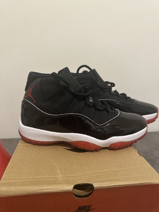 Jordan 11 Retro Black White Red - Size - 40 , 40,5 -