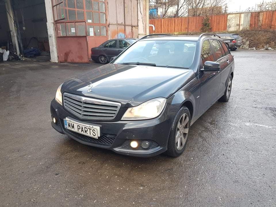 Mercedes W204 Facelift  C220CDI Face 651 170кс ръчка комби НА ЧАСТИ!