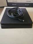 Vand PS4 Slim 1TB