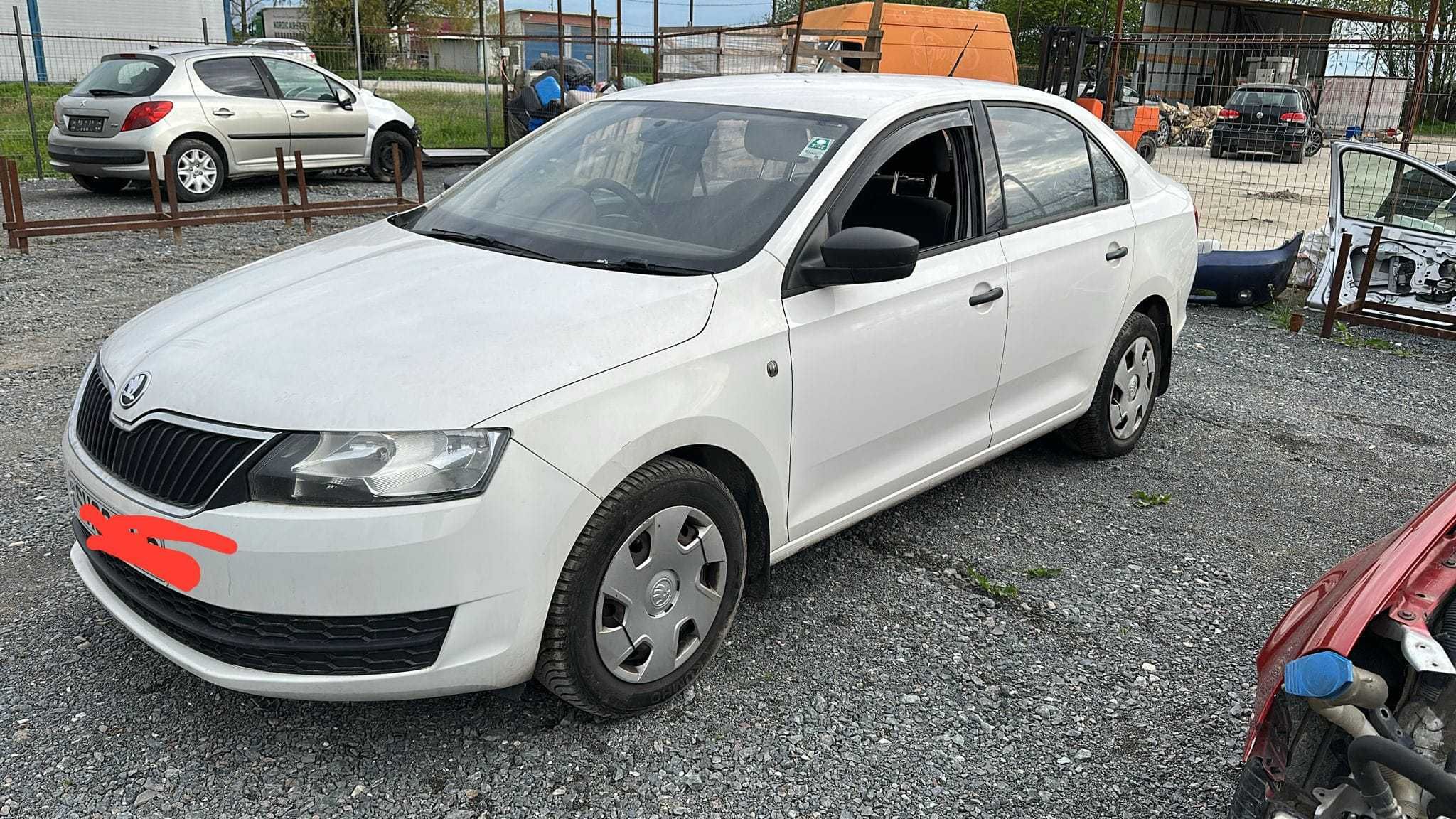 Dezmembrez Skoda Oktavia Rapid 1.6 tdi CAYC