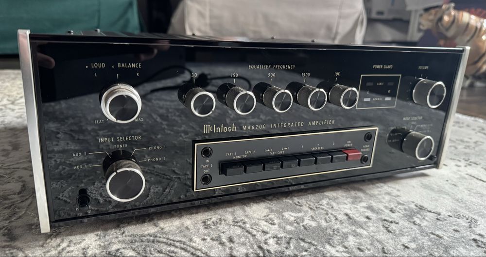 McIntosh MA-6200