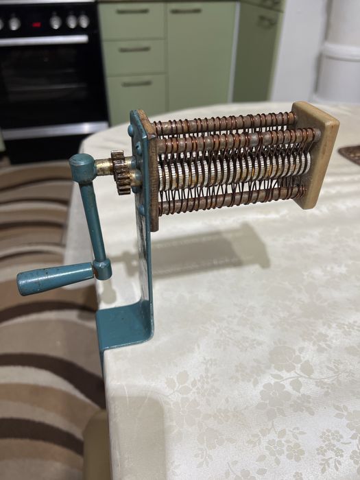 Продам грибочницу, лапшарезку