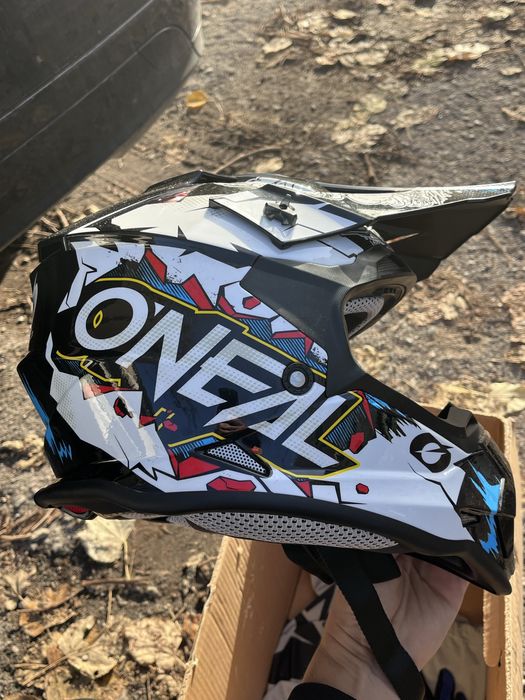 Детска каска рамер L