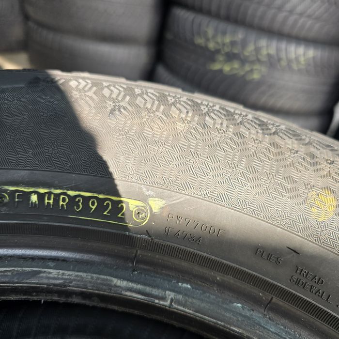 2x 235/55/17 M+S FALKEN 2021 Stare excelentă