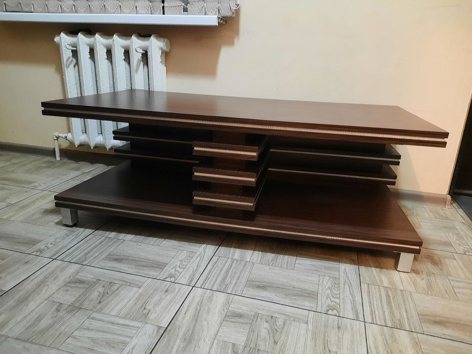 Продам журнальный стол