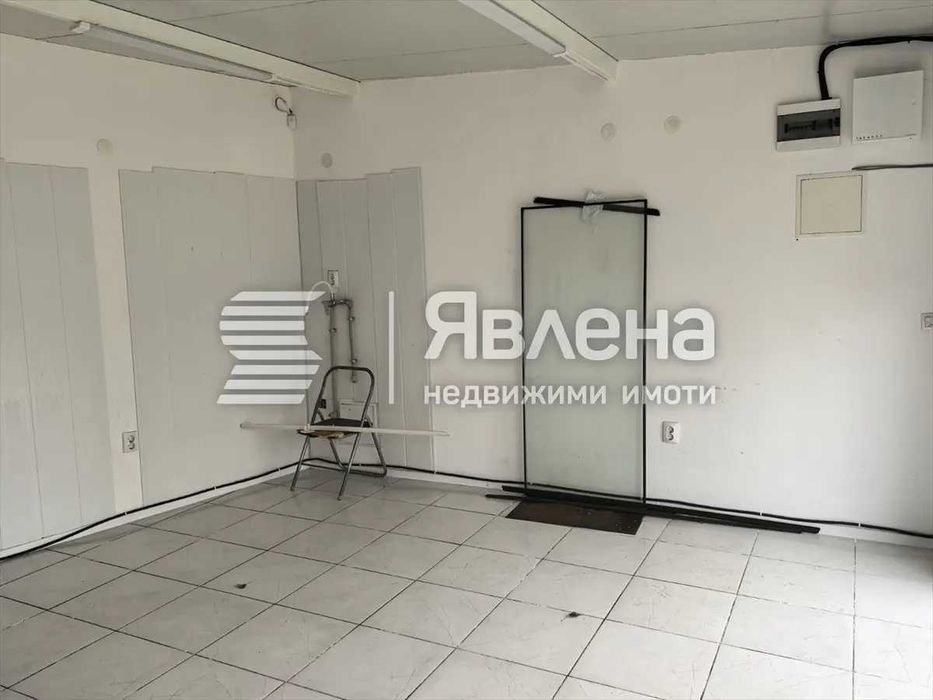 Дава се под наем Магазин в София, Люлин - център - 25 кв.м за 770 € - Снимка #1