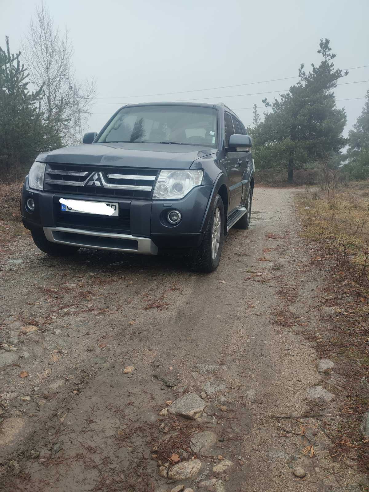 Продавам Mitsubishi Pajero