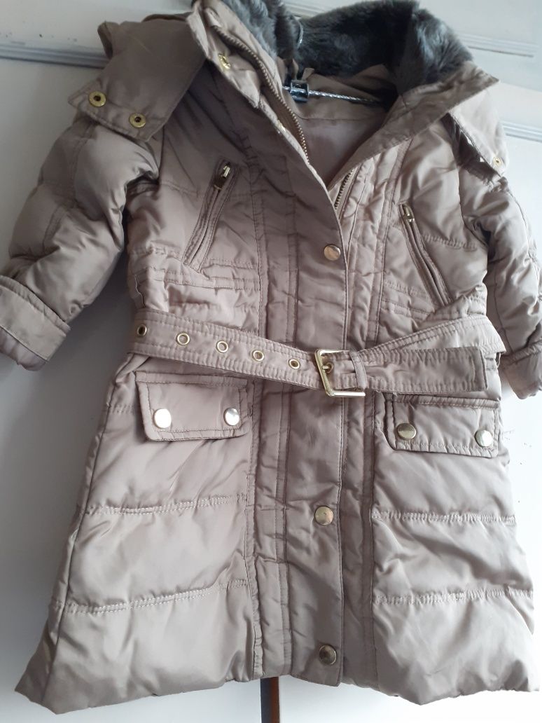 Куртка на девочку 2-3 года Новая ( ZARA)