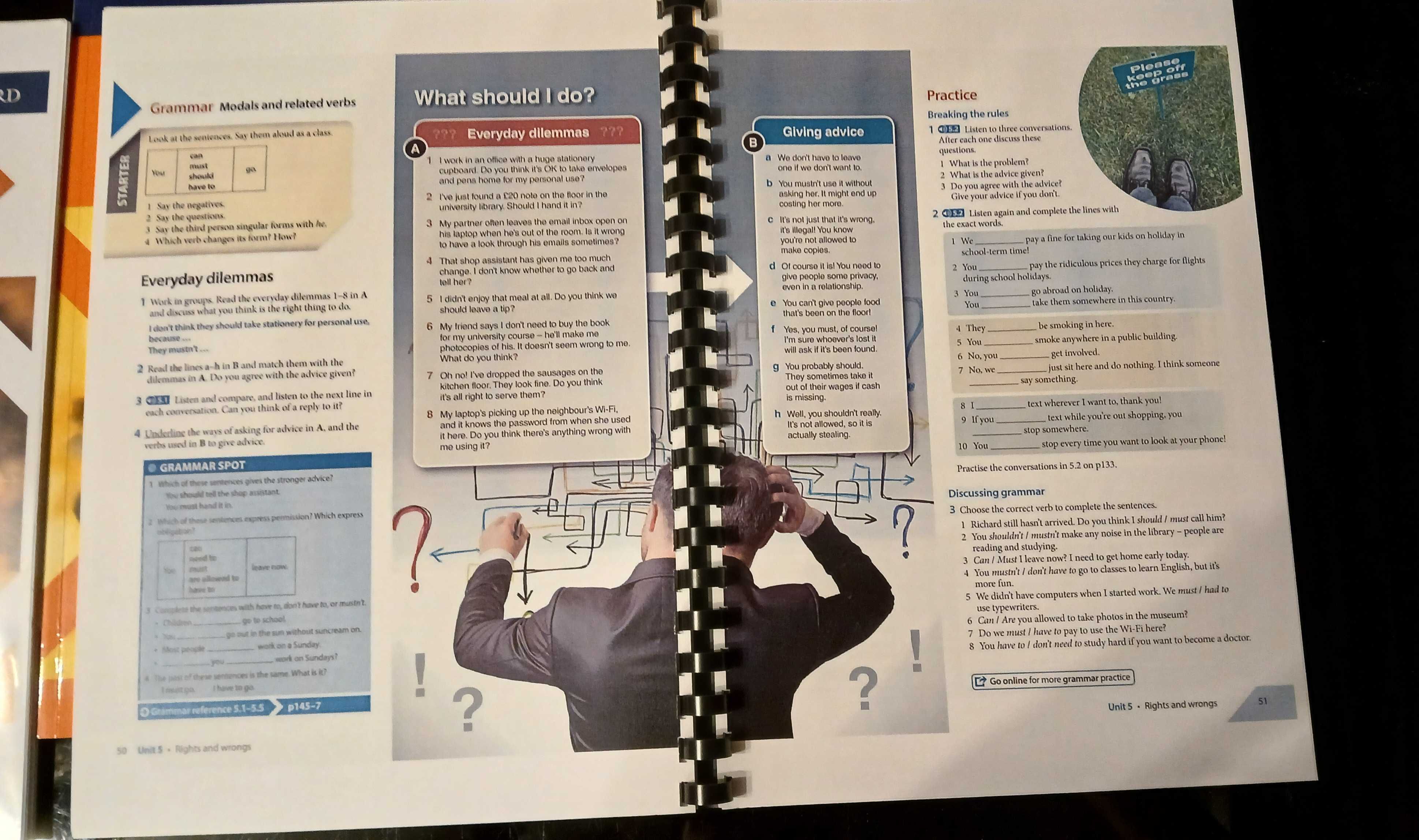 Нови учебници Headway intermediate и preintermediate