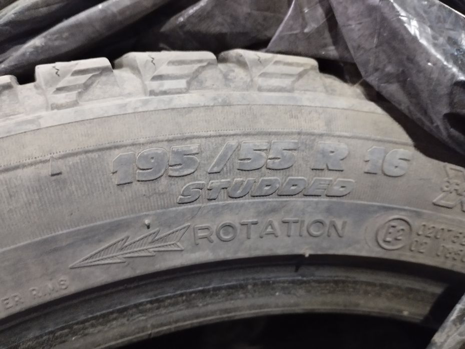 Продам зимнию резину