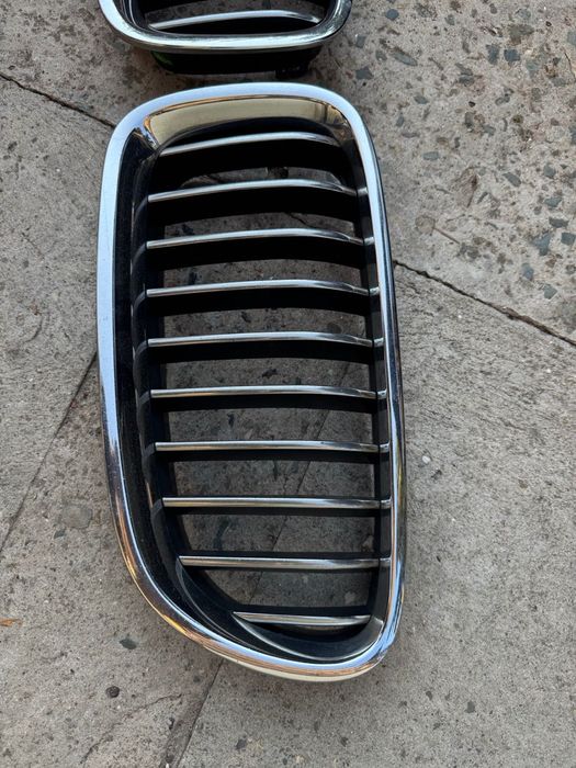 Grile nari BMW F10 F11 facelift LCI  520d 525d 530d 535d