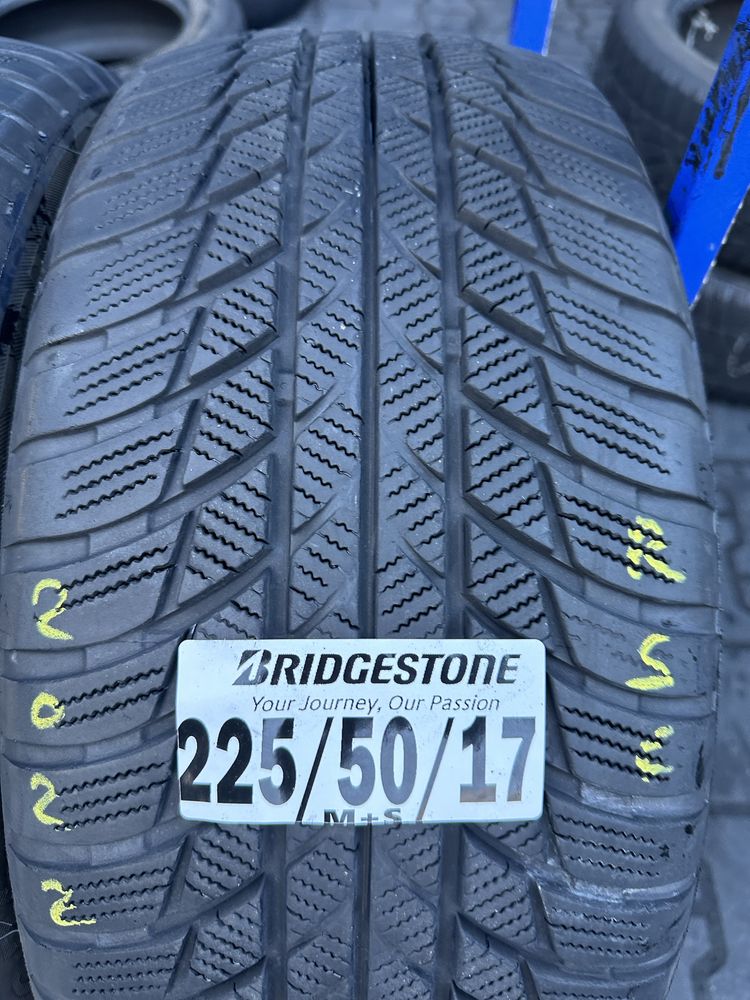 225/50/17 Bridgestone M+S RSC