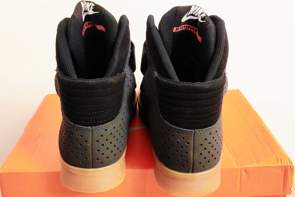 Nike Flystepper 2K3 Anthracite Black чисто нов 44ти номер 28.5см кутия