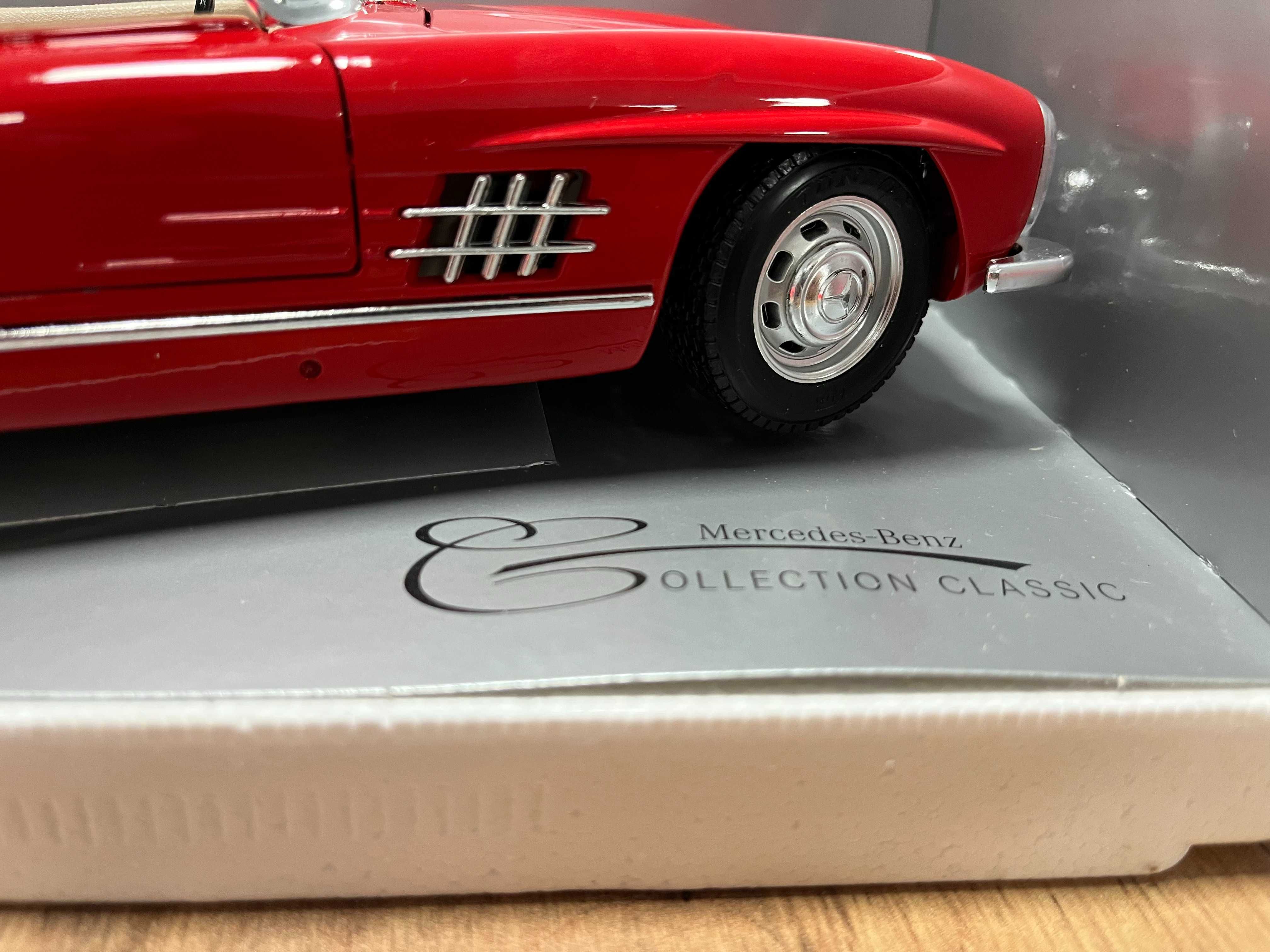 Чисто нов  метален колекционерски модел количка MERCEDES 300SL 1:18r