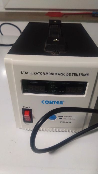 Stabilizator de tensiune 1000VA 750W