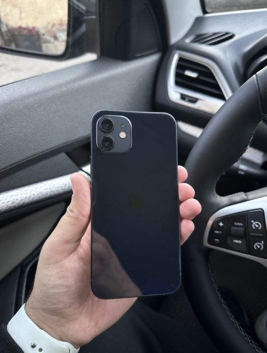 Айфон 12 128GB..