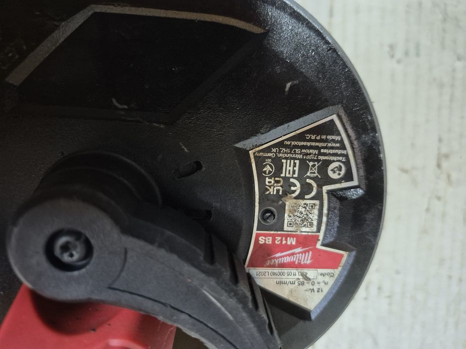 Fierastrau sabie  Milwaukee M 12 BS