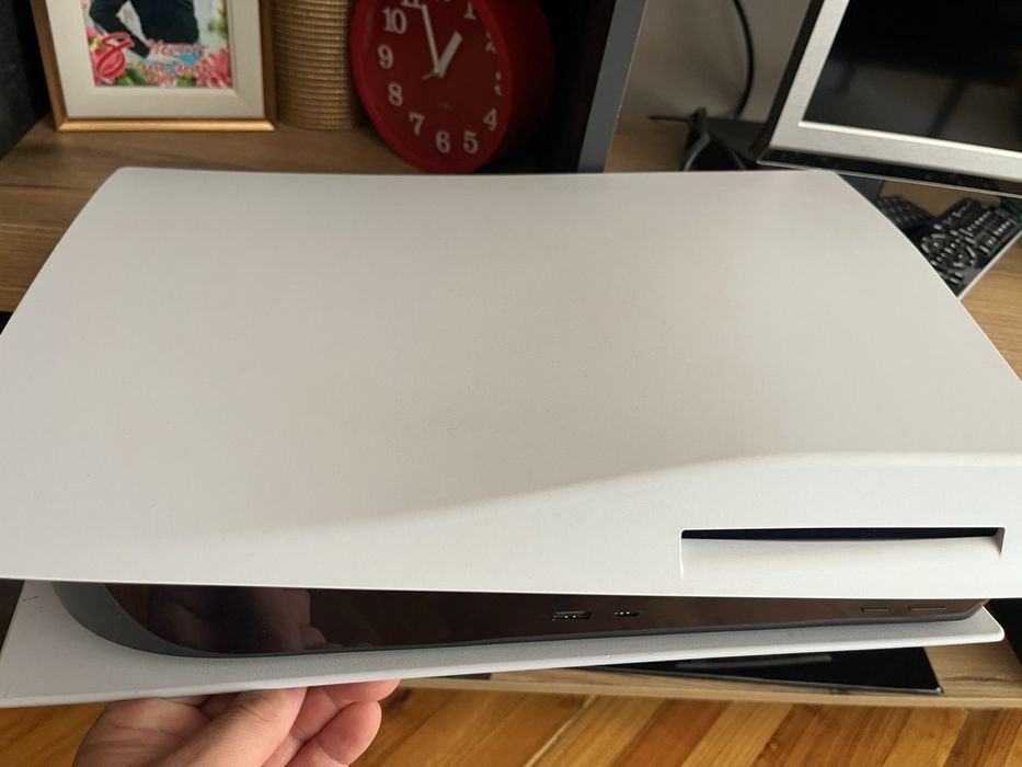 Playstation 5 в отлично състояние