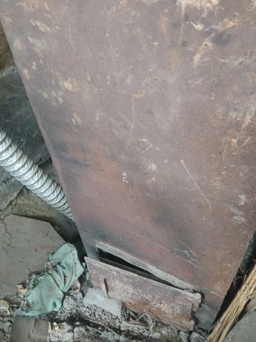 Katyol komir bilan isitadi