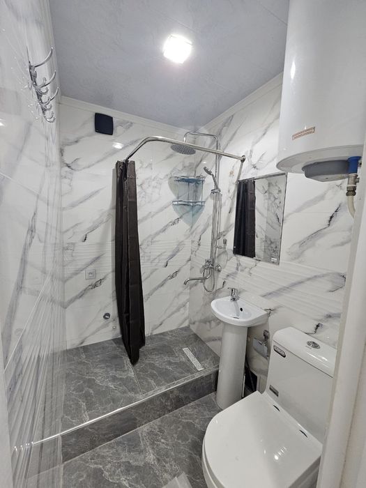 Гагарин Азиз Бозор квартира зўдлик билан Сотилади