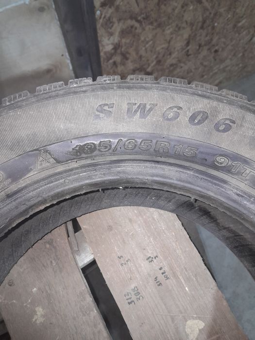 Продам шины в хорошем состоянии 15