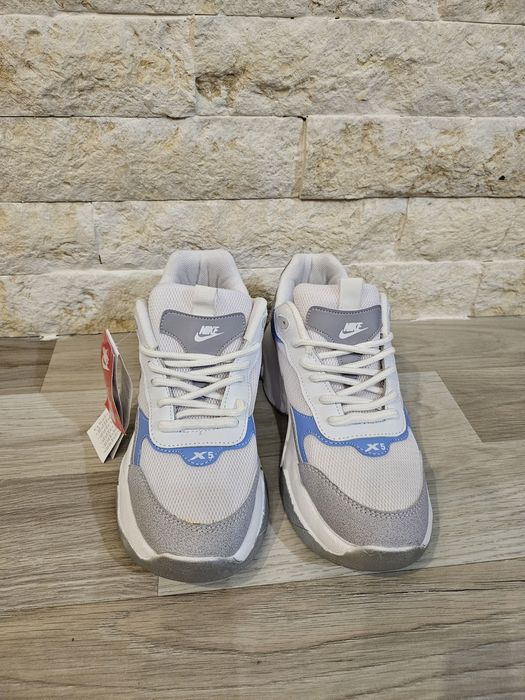 Дамски маратонки