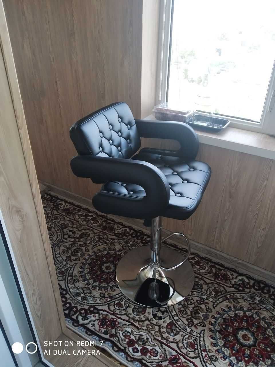 Продаю Барный стул в хорошем состоянии