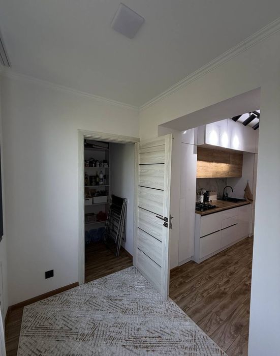 Продается 2в3 ком квартира, ориентир: Глинка, 64 м2