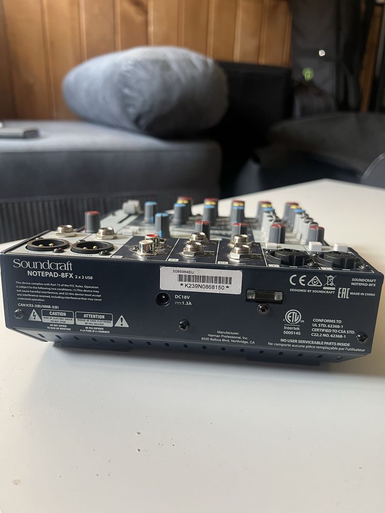 Soundcraft Notepad-8FX