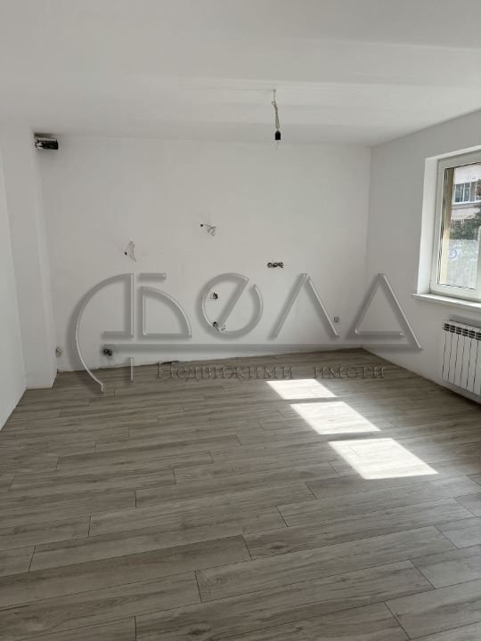 Продава се Тристаен апартамент в София, Белите брези - 107 кв.м за 2524 €/кв.м - Снимка #2