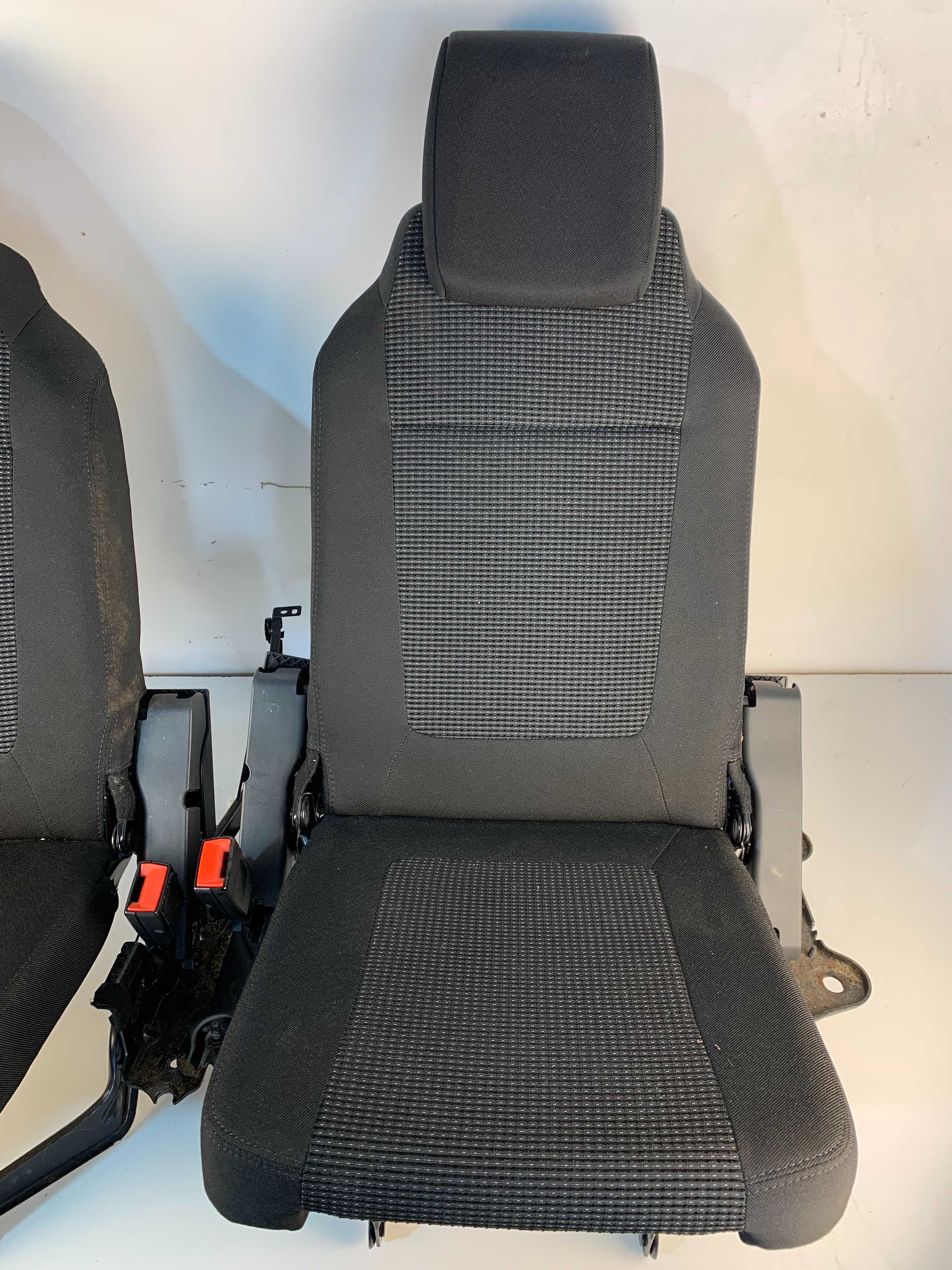 Трети ред седалки багажник Пежо Peugeot 5008 (09-17)г.