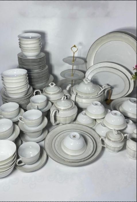 Чайно-столовый сервиз на 12 персон (124 предмета) — новый