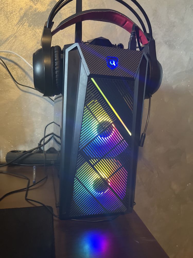 Se vinde pc aqyris