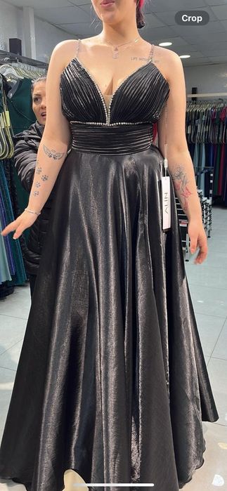 Елегантна бална рокля