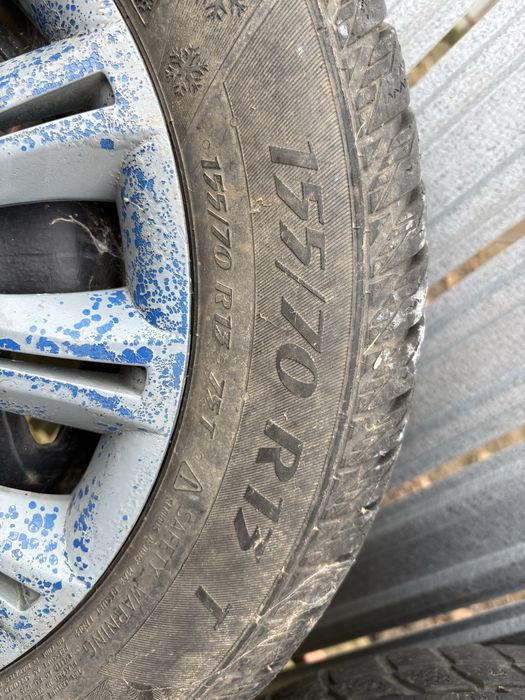 Cauciucuri + jante de iarna 155/70 R13 ( 1000 lei)