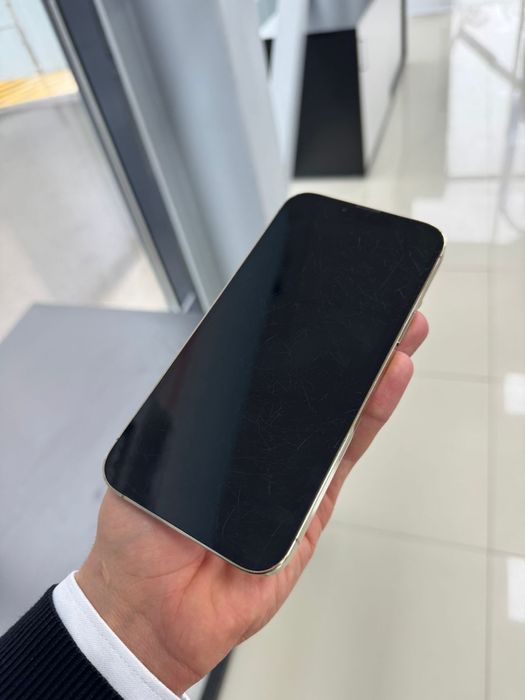 Продам IiPhone 13 pro max