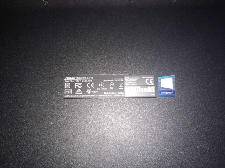 Laptop Asus X751N