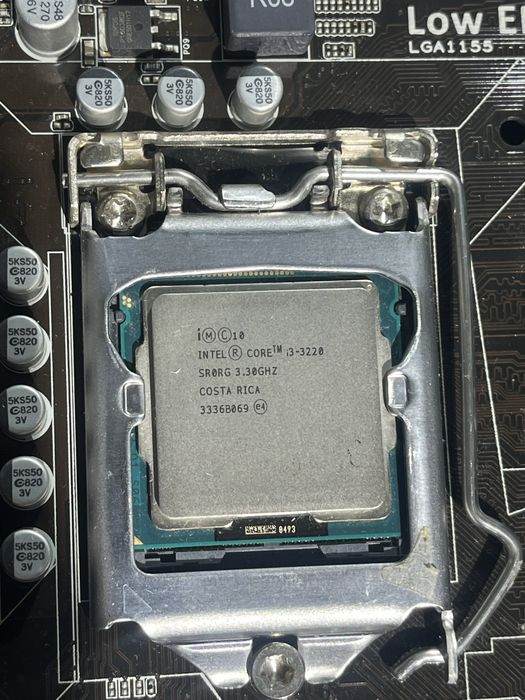 i3 3220, в идеальном состоянии