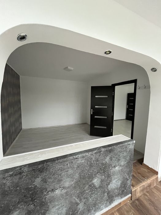 Persoana fizica -Vand spatiu comercial Podu Ros