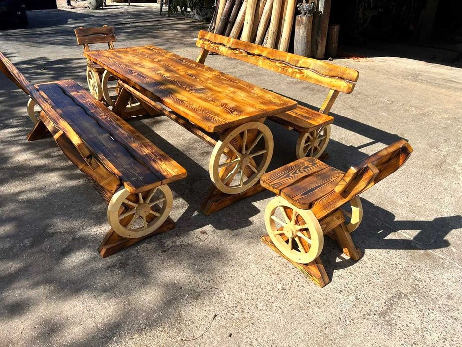 Set mobilier rustic din lemn masiv – masă + bănci/scaune