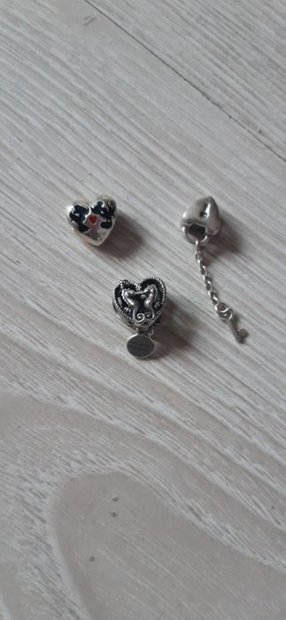 charm pandora originale