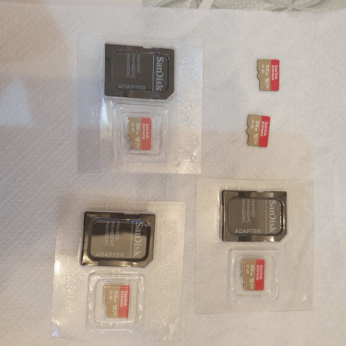 Carduri de memorie Sandisk