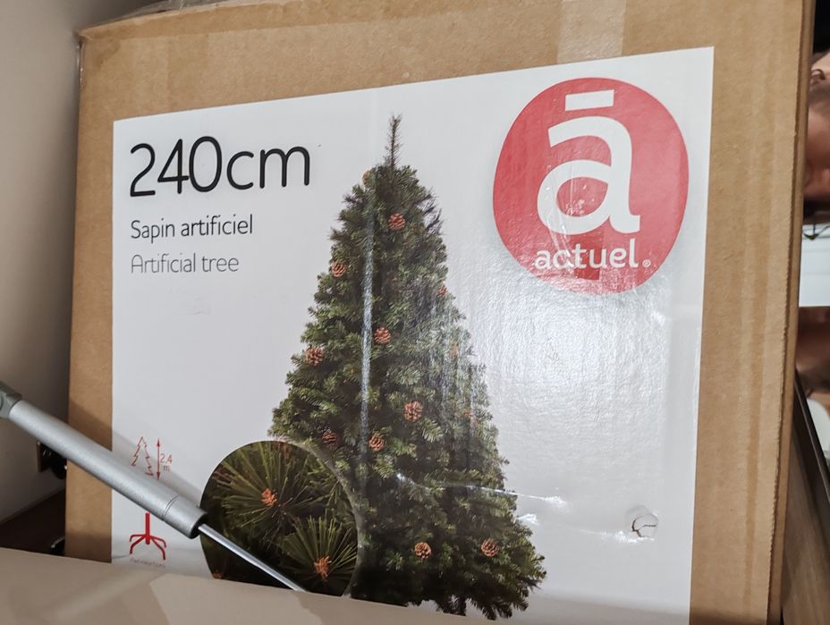 Brad artificial 240cm