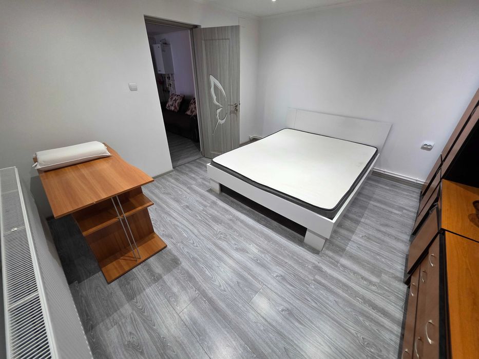 dau in chirie casa zona centrala