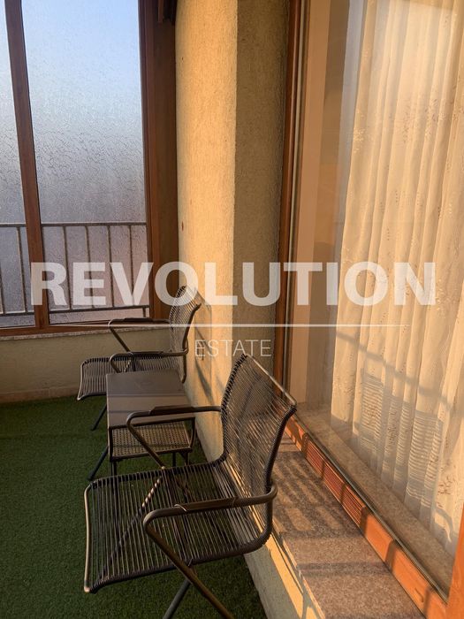 Дава се под наем Двустаен апартамент в Варна, Цветен квартал - 55 кв.м за 450 € - Снимка #16