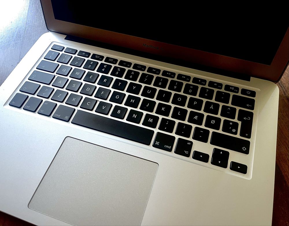 MacBook Air 13 model 1466- 2015 година