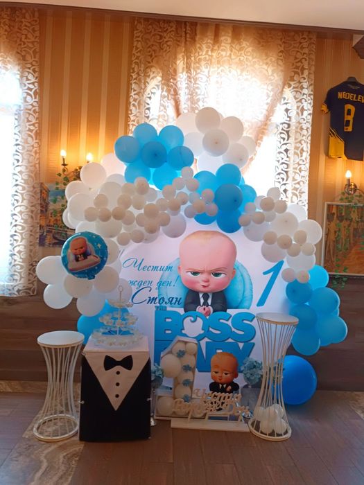 Изработка на празнична украса с балони за абитуриентски балове и др.