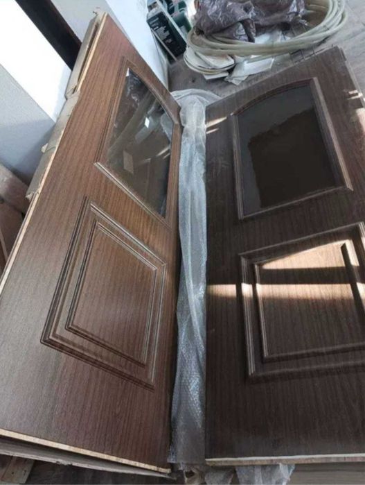 Vând Foi de uși cu sticlă